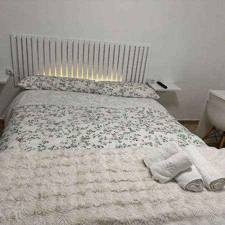 Alojamiento Bruckner Málaga Kültér fotó